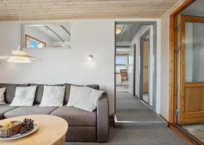 Ferienhaus Hvide Sande 43 *